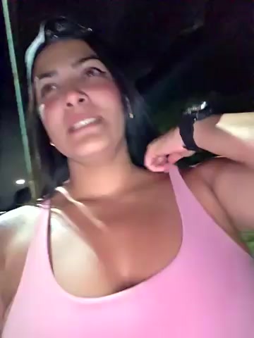 camiysebas21 live screenshot 2025-11-21 00:04:20