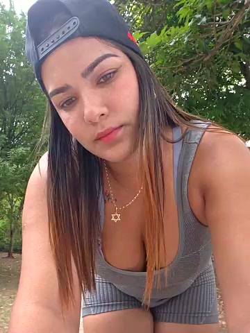 camiysebas21 live screenshot 2025-11-24 20:57:41