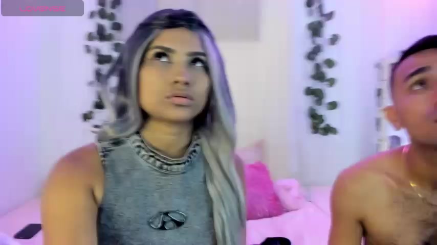 catalina_and_roger live screenshot 2025-09-30 22:04:29