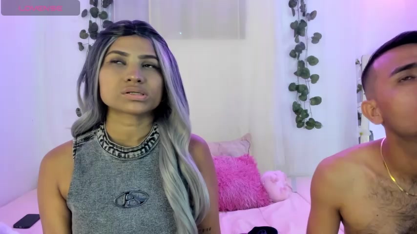 catalina_and_roger live screenshot 2025-09-30 22:05:32