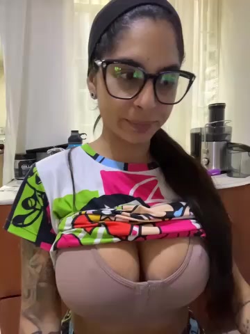 charlotte_stevenss_ live screenshot 2025-08-23 15:14:11