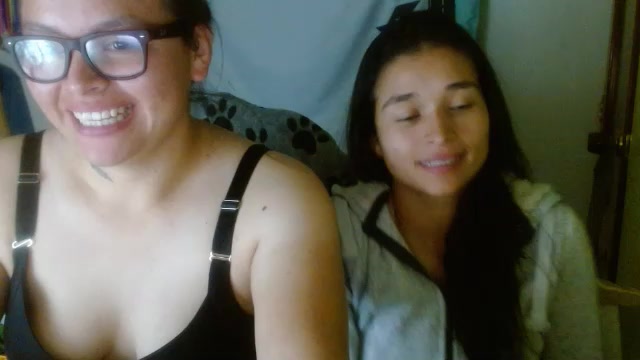 clayre_and_jill live screenshot 2025-10-06 07:08:42