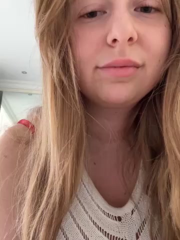 curvyflawless live screenshot 2025-12-05 08:47:20