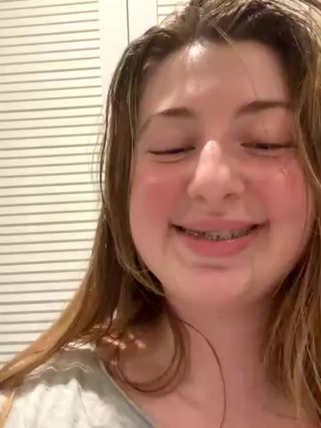 curvyflawless live screenshot 2025-12-08 13:34:14