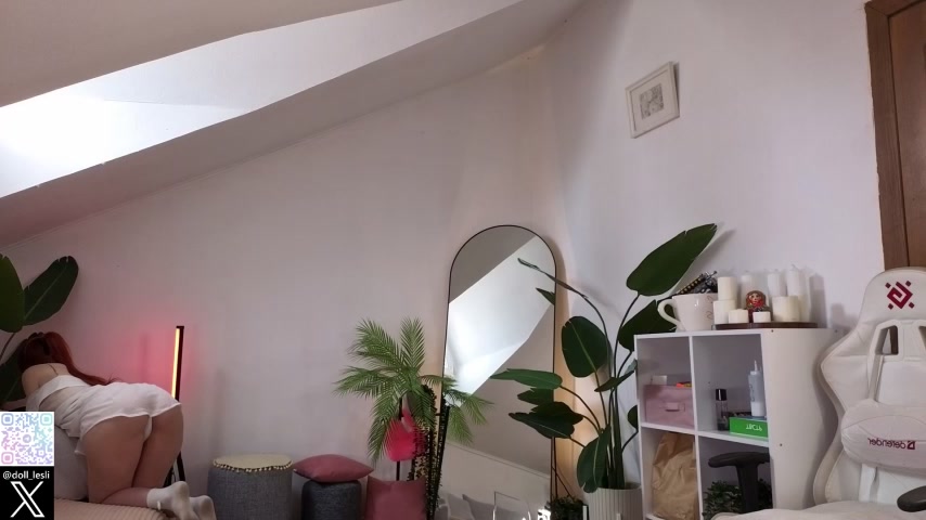 doll_lesli live screenshot 2025-09-30 07:32:14