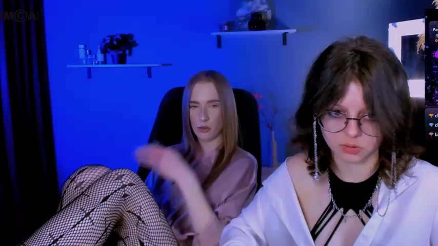 doll_vey live screenshot 2025-09-30 01:01:16