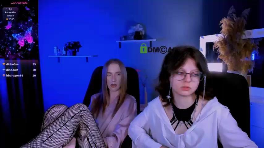 doll_vey live screenshot 2025-09-30 01:02:05