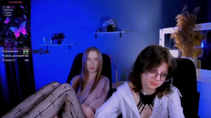 doll_vey live screenshot 2025-09-30 01:03:07