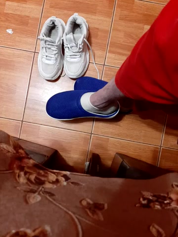 feet_toes live screenshot 2025-10-15 04:39:34