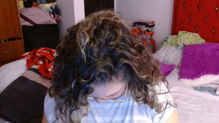 helenca43 live screenshot 2025-10-07 16:17:11