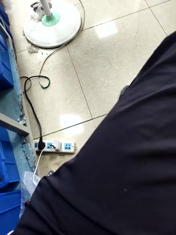 huzi518 live screenshot 2025-08-25 03:18:23