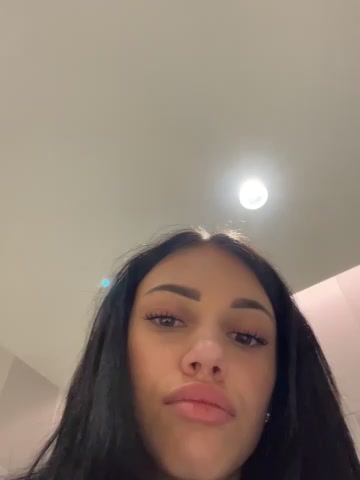 ilariea_girl live screenshot 2025-10-07 16:29:12