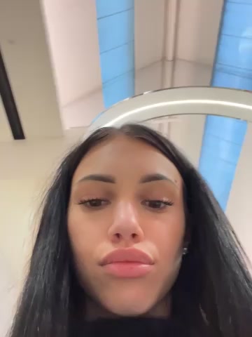 ilariea_girl live screenshot 2025-10-07 16:30:12