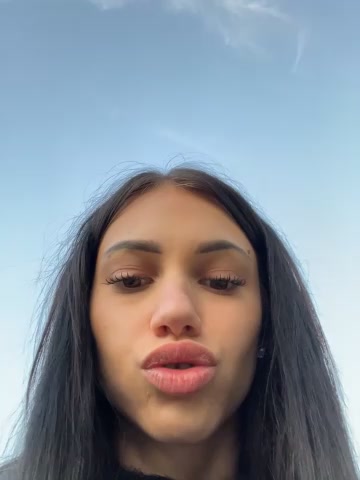 ilariea_girl live screenshot 2025-10-07 16:37:04