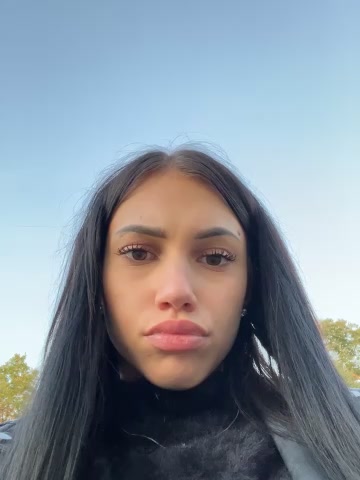 ilariea_girl live screenshot 2025-10-07 16:38:35