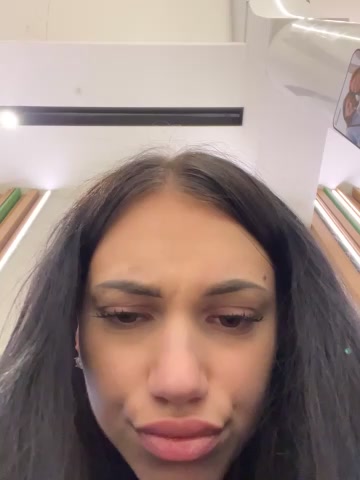 ilariea_girl live screenshot 2025-10-07 16:59:41