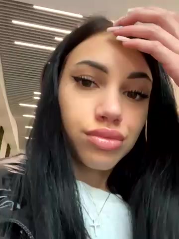 ilariea_girl live screenshot 2025-10-15 08:12:14