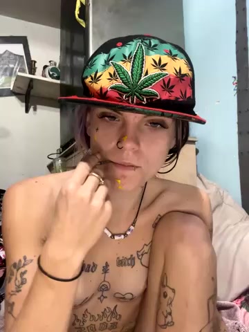 ittybittymeryssa live screenshot 2025-12-16 15:05:57