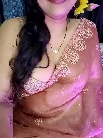 kaamuk_shweta live screenshot 2025-08-24 10:35:00