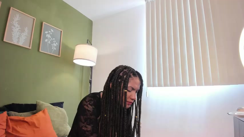 karlye_5 live screenshot 2025-10-07 16:18:36