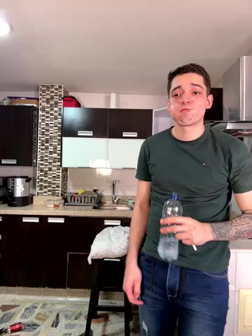 kevin_hotgirls live screenshot 2025-08-25 05:36:02