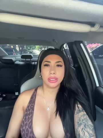 kiim_taaylor live screenshot 2025-10-26 19:09:32