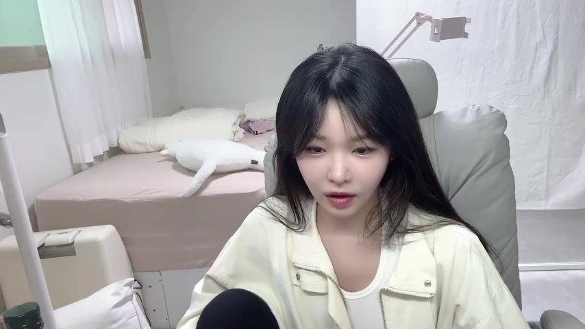 lengiiiii live screenshot 2025-09-29 06:30:33