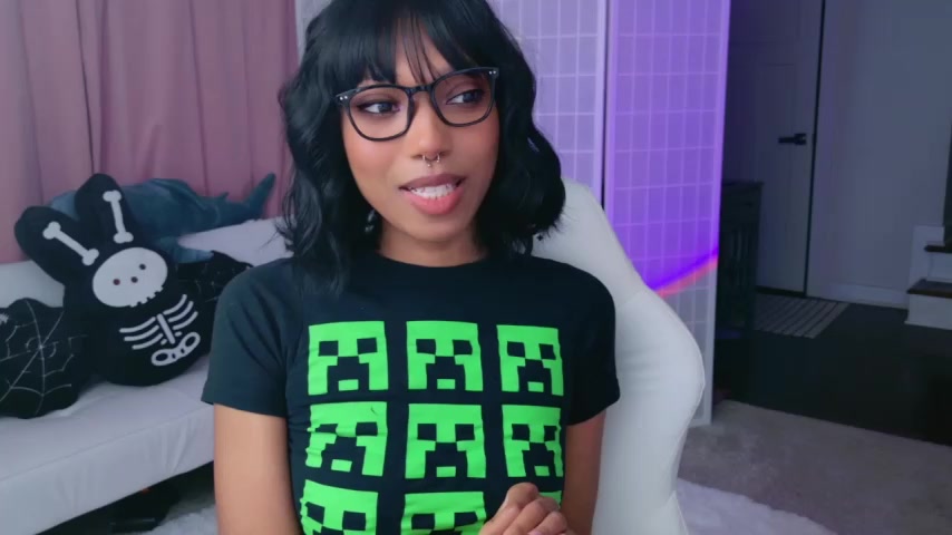 lileviemarie live screenshot 2025-11-04 04:09:51