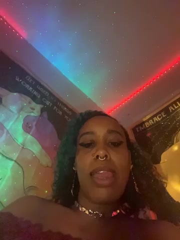 loveluna8 live screenshot 2025-12-09 07:48:36