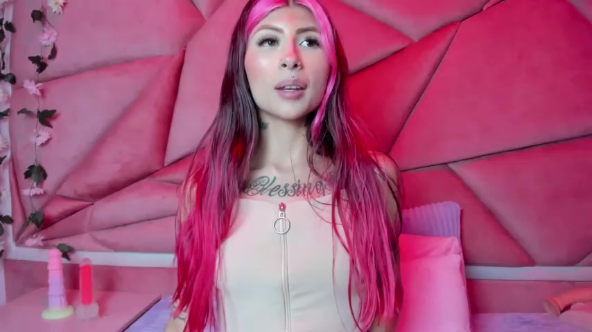 luna_miler_ live screenshot 2025-09-30 09:00:05