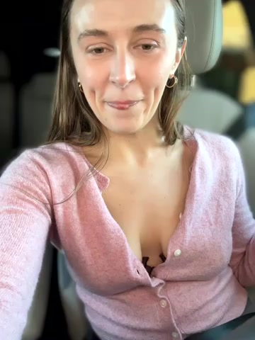 lunagirl13 live screenshot 2025-11-11 23:19:10