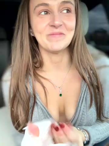 lunagirl13 live screenshot 2025-11-14 22:33:29