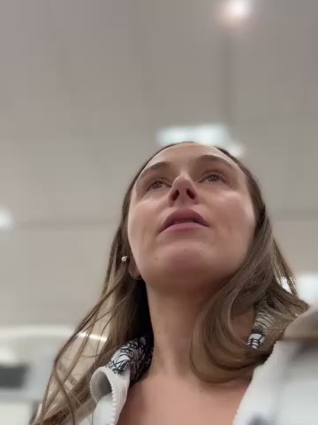 lunagirl13 live screenshot 2025-11-18 21:23:40