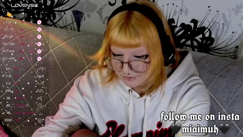 mia__yui live screenshot 2025-08-25 02:54:41