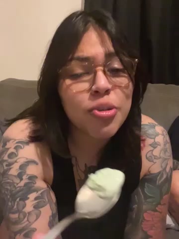 miacanela_xo live screenshot 2025-09-29 06:01:43