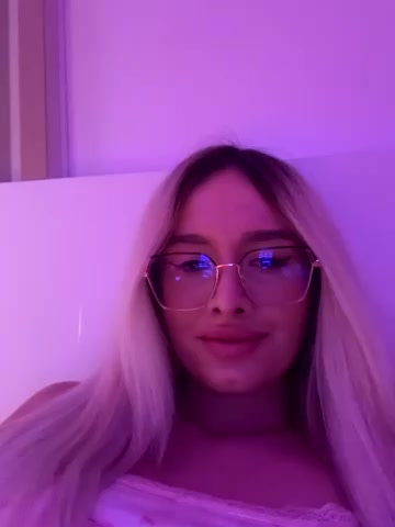 mollyxxx live screenshot 2025-09-24 03:51:32