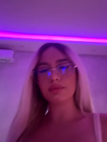 mollyxxx live screenshot 2025-09-24 04:12:54