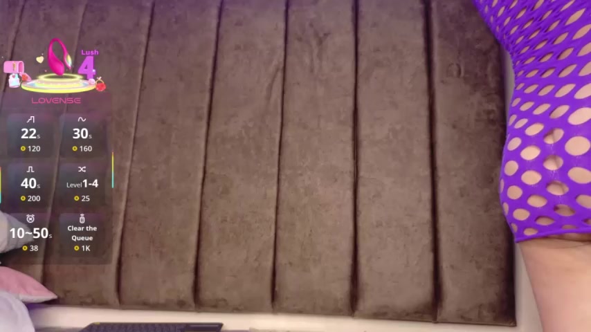 natasha__black live screenshot 2025-09-30 01:00:29