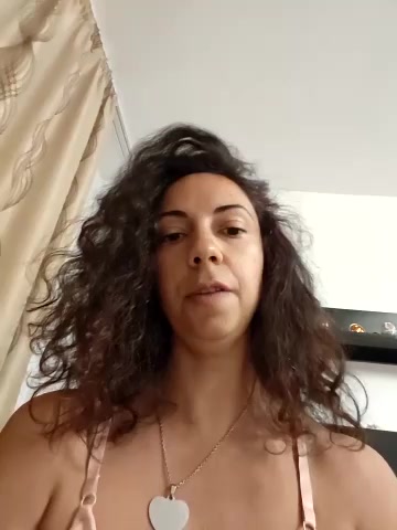 naughty69curls live screenshot 2025-09-21 18:30:11