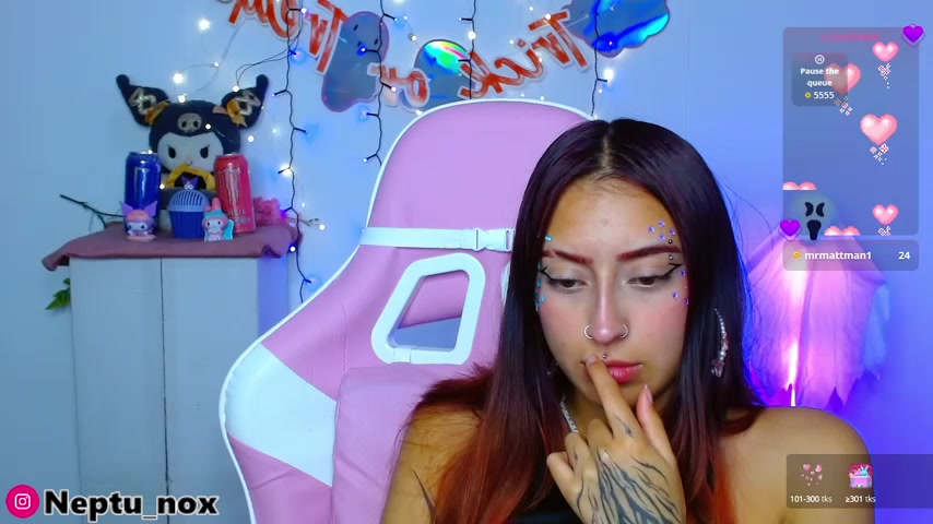 neptu_noxx live screenshot 2025-10-15 08:22:31