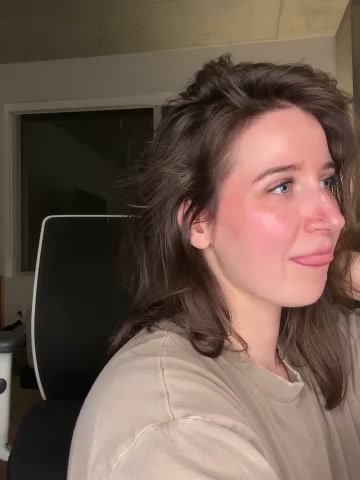 nerdynina live screenshot 2025-11-05 04:49:57