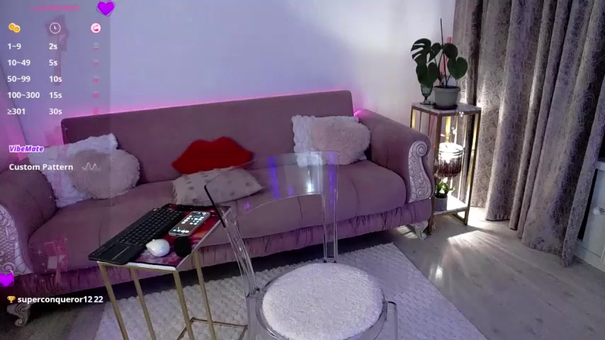 oliviathea live screenshot 2025-10-15 03:49:35