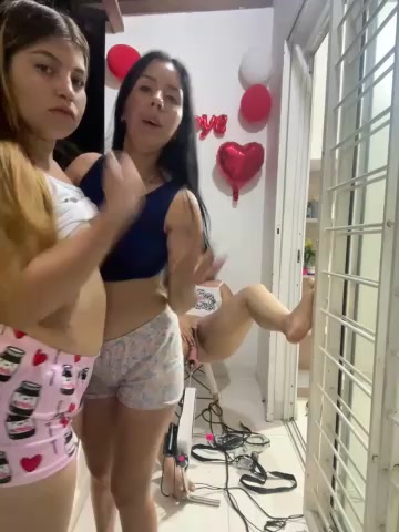 royalgirls_x live screenshot 2025-09-24 04:23:00