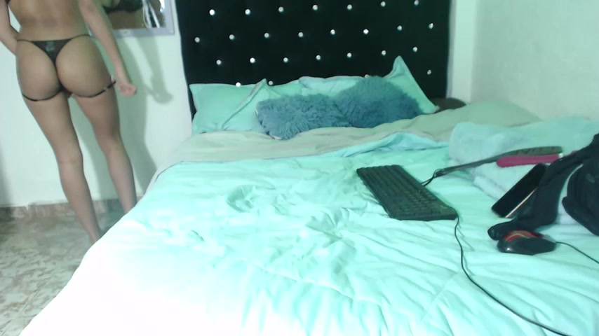 samaragrey18 live screenshot 2025-09-30 01:01:39