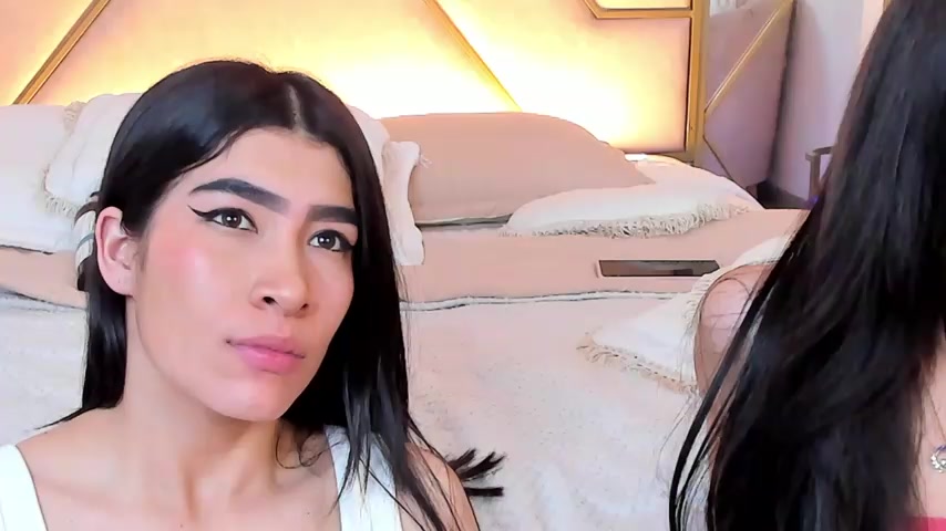 siara_and_zoe latest screenshot