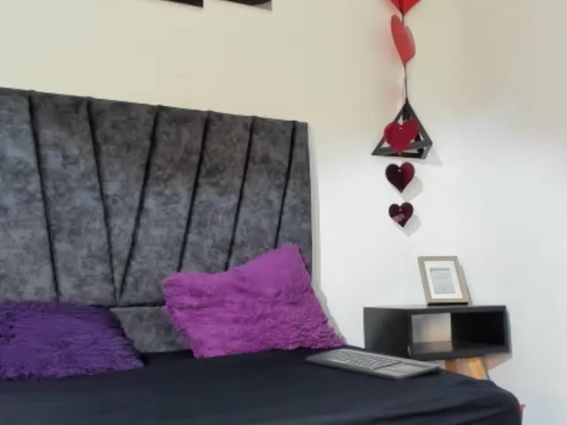 skinny_kinkyxx live screenshot 2025-09-29 19:48:28