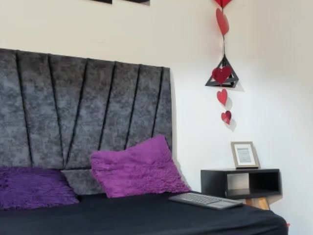 skinny_kinkyxx live screenshot 2025-09-29 19:49:27