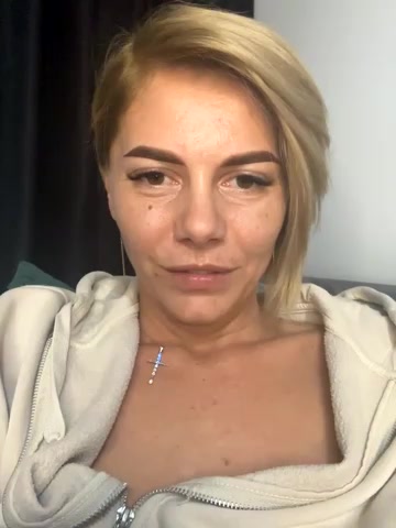 tanyagrey live screenshot 2025-10-06 12:01:13