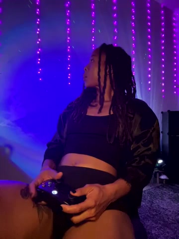 thebrattygoddess live screenshot 2025-08-24 10:35:18