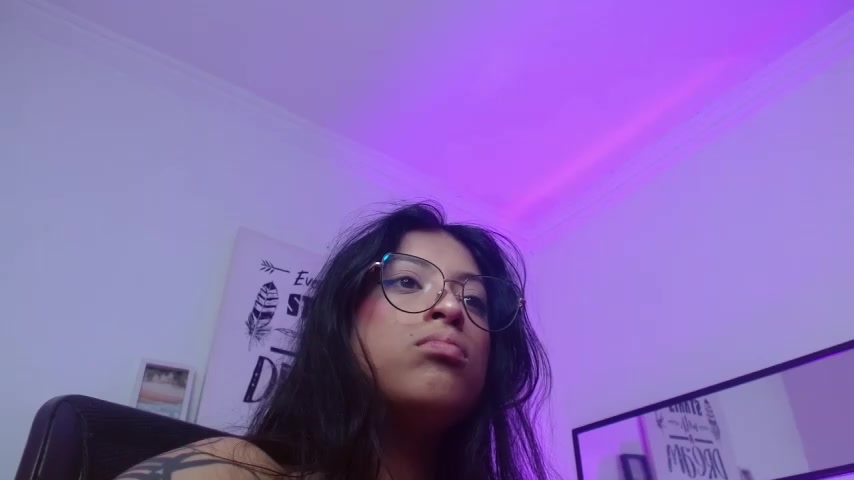 vaness_weet live screenshot 2025-09-30 01:01:39